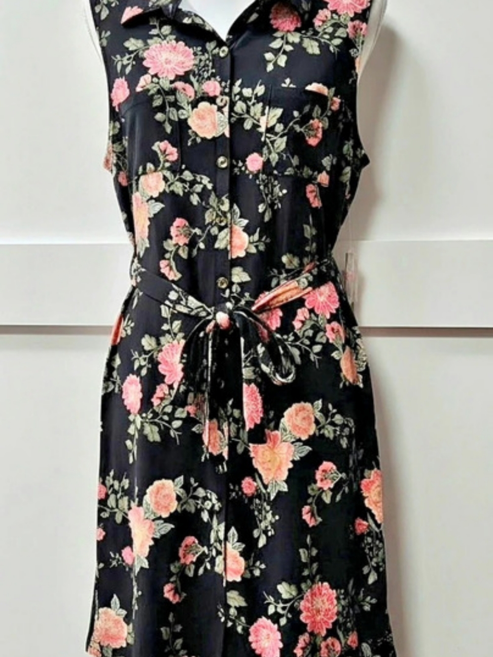 No Boundaries Floral Mini Dress in Black & Pink Size Large NWT